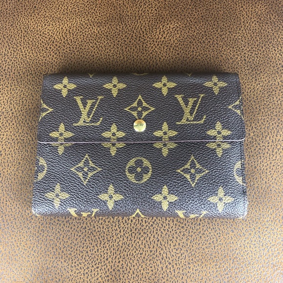 Louis Vuitton Monogram Porte Tresor Trifold Wallet - Picture 4 of 16